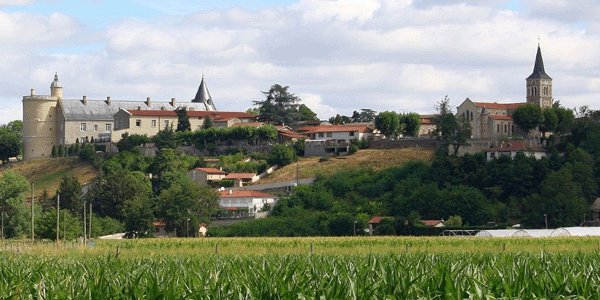 Ville de Andr&eacute;zieux-Bouth&eacute;on Auvergne-Rhone-Alpes Loire 42
